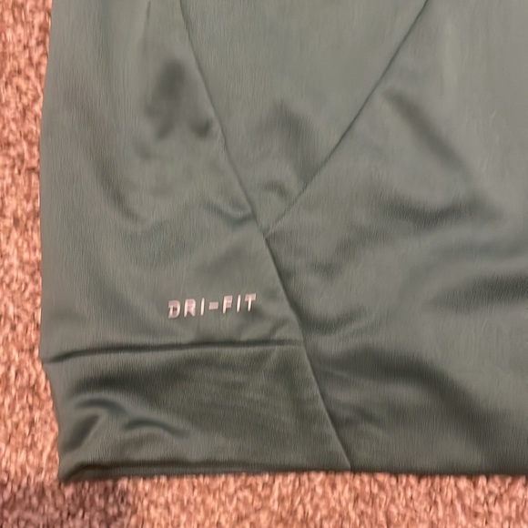 Men's Dri-FIT Hooded Fitness Pullover. Size XL - Picture 2 of 7